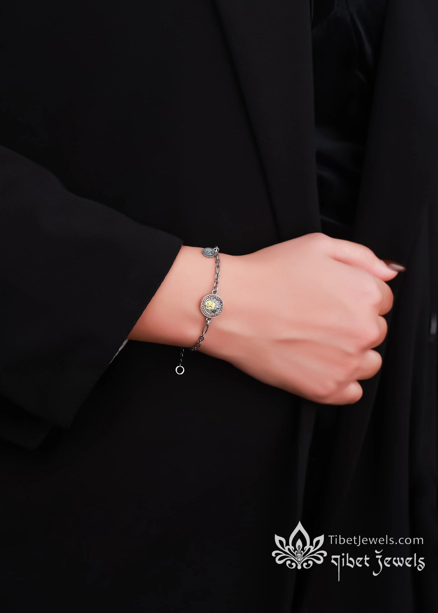 The "Golden Grace" Dzaki Lhamo Wealth Deity Bracelet | S925 Silver Amulet