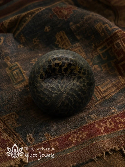 The "Voice of Stillness" Antique Copper Singing Bowl | Tibetan Meditation Relic