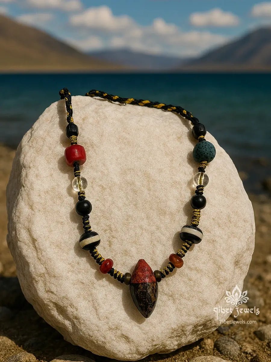Sacred Nyagla Chacha & One - Eye Dzi Necklace - Tibet Jewels